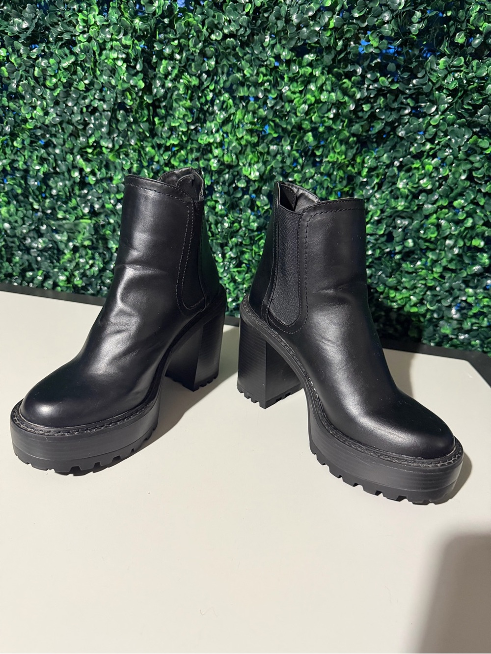 Madden Girl Black Platform Chelsea Block Heel Ankle Boots